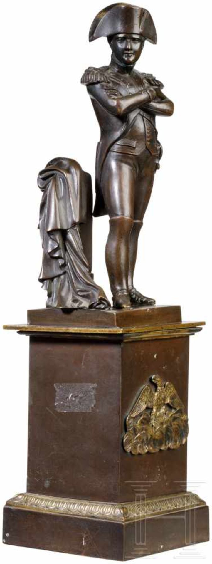Skulptur Napoléon Bonapartes in Uniform, Frankreich, 19. Jhdt.Freistehende Figur des Kaisers von - Bild 2 aus 3
