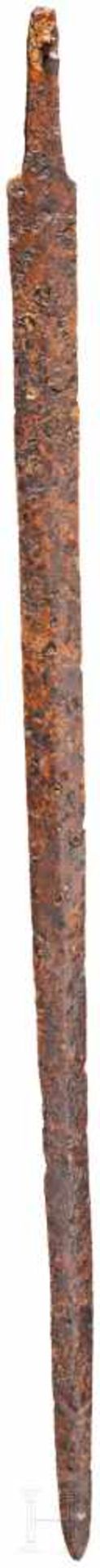 Spatha des Typs Straubing-Nydam, römisch, 2. - 3. Jhdt.Gut erhaltenes römisches Eisenschwert mit