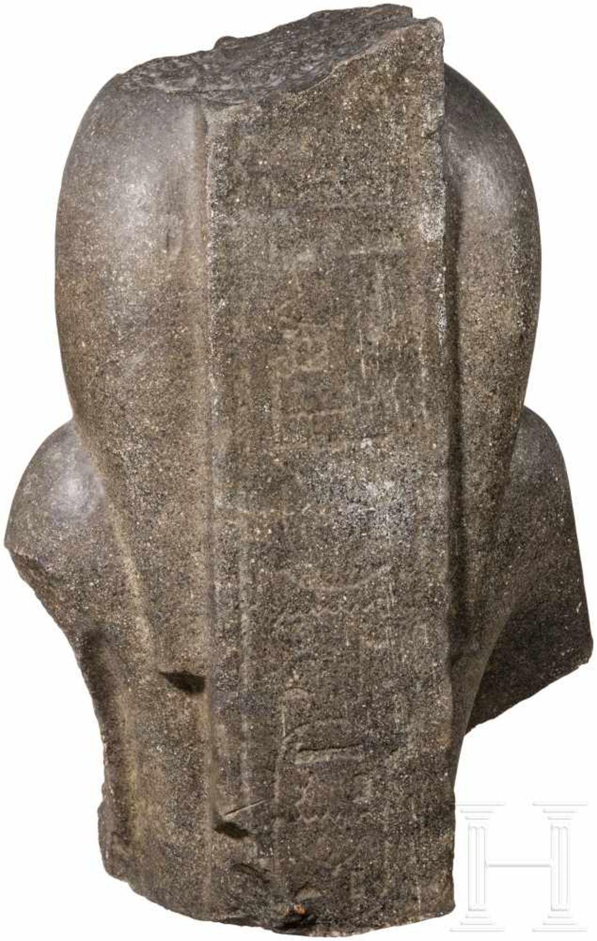 Dekorativer Abguss eines altägyptischen Isis-StandbildesDetailgetreuer Abguss des Oberteils einer - Bild 4 aus 4