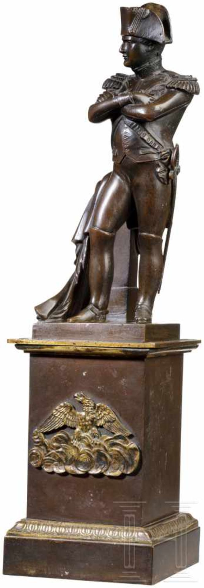 Skulptur Napoléon Bonapartes in Uniform, Frankreich, 19. Jhdt.Freistehende Figur des Kaisers von