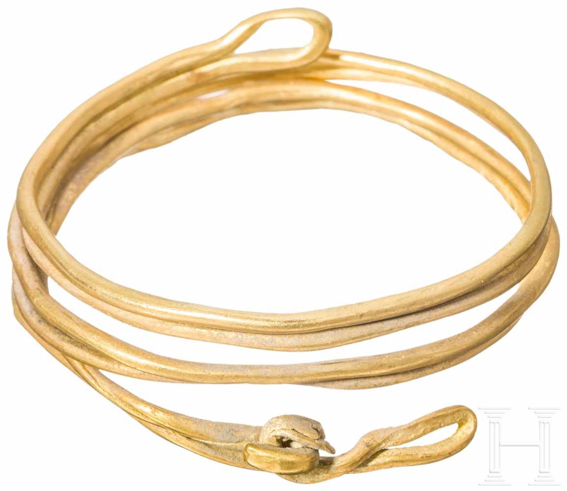 Goldspiralreif, Mittlere Bronzezeit, ca. 14. Jhdt. v. Chr.Dreifach gewundener Reif aus doppelt