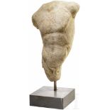 Marmortorso eines Jünglings, römisch, 1. Jhdt.Fein modellierter, leicht unterlebensgroßer Torso