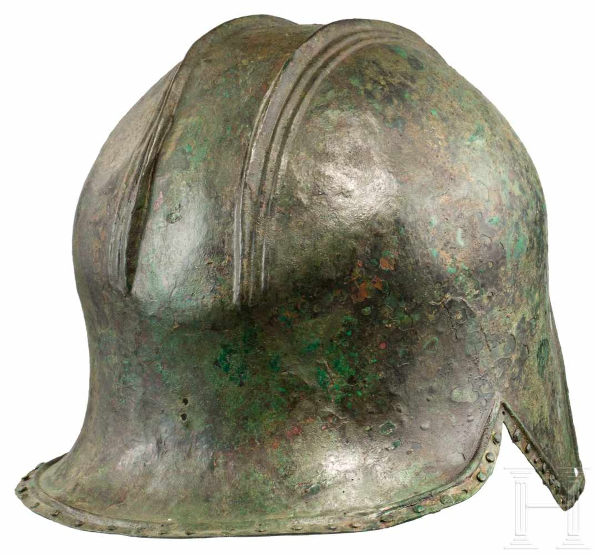 Illyrischer Helm, griechisch, 2. Hälfte 7. - 1. Hälfte 6. Jhdt. v. Chr.Bronzener Helm der - Bild 5 aus 5