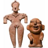 Weibliches Idol, Colima, Mexiko, 100 v. Chr. - 200 n. Chr., und eine groteske TerrakottafigurFlaches