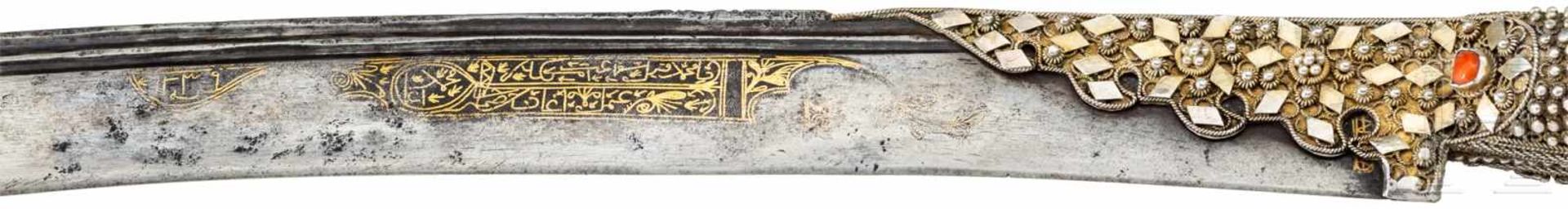 Silbermontierter und korallenbesetzter Yatagan für Offiziere, osmanisch, datiert 1239H (1823/4) - Bild 5 aus 6