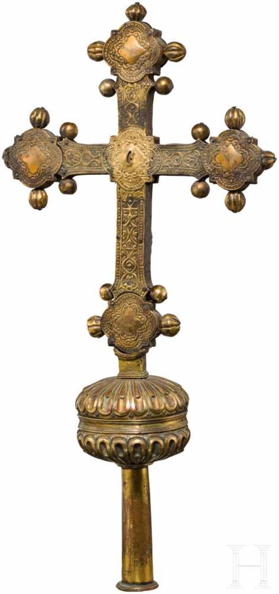 Vergoldetes Vortragekreuz, Frankreich, um 1700Beidseitig mit vergoldetem Kupfer ornamental - Bild 2 aus 5