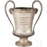 Großer Silberpokal, verliehen von Kaiser Wilhelm II., datiert Königsberg, 2.8.1911Silber, im Boden