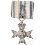 Militär-Verdienstkreuz 2. Klasse in SilberMehrteilig gefertigt, Medaillon und Chiffre/Löwe