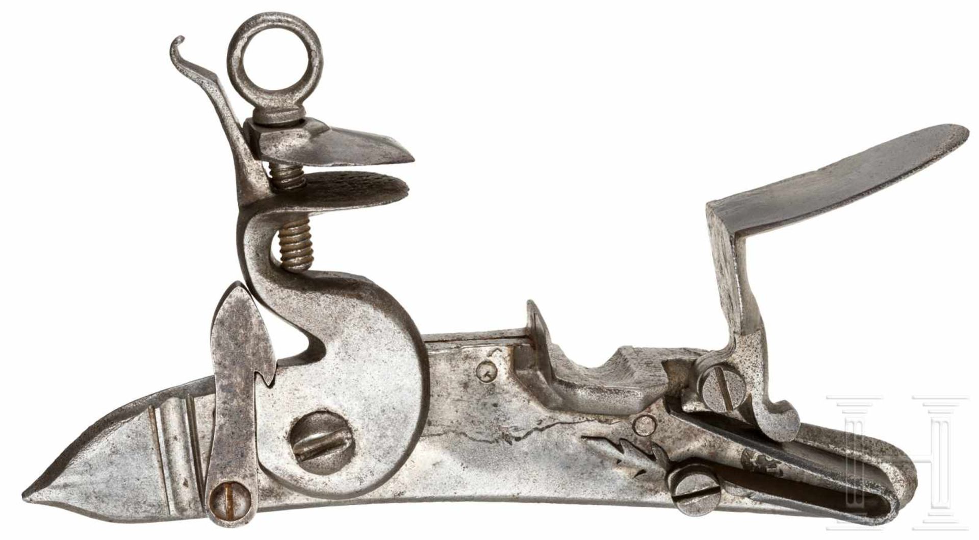 Steinschloss für den Kavallerie-Karabiner M 1729Eisernes (leicht narbiges) Steinschloss mit