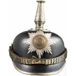 Helm für Mannschaften im Herzoglichen Infanterie-Regiment, um 1890Schwarz lackierter Lederkorpus mit