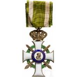 Albrechtsorden - Ritterkreuz 1. Klasse mit Krone und SchwerternSilber, emailliert, einseitig