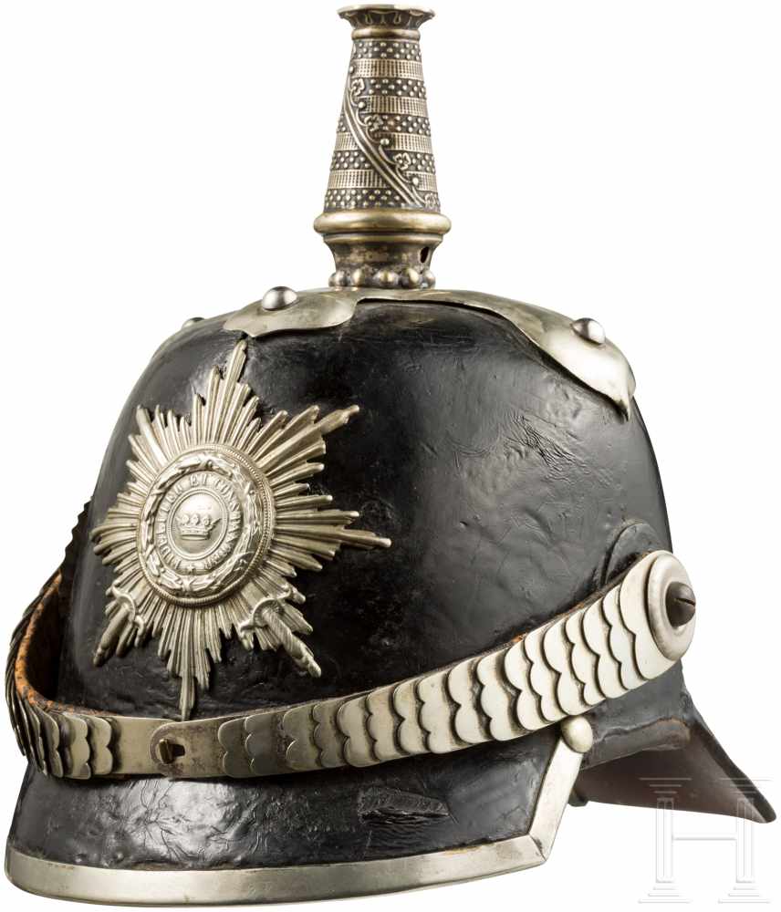 Helm M 1860 für Mannschaften der Herzoglichen Infanterie, um 1865Kammerstück. Glocke mit Vorder- und