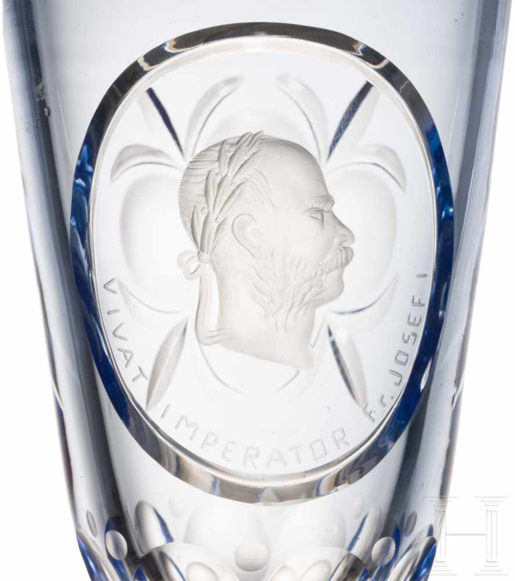 Kaiser Franz Joseph I. von Österreich - großer Kristallglas-Pokal mit geschnittenem PortraitSchwere, - Bild 3 aus 3