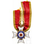 Hausorden, Ehrenkreuz 3. Klasse mit Chiffre LGold und farbiges Emaille, im Ring gestempelt "Gold