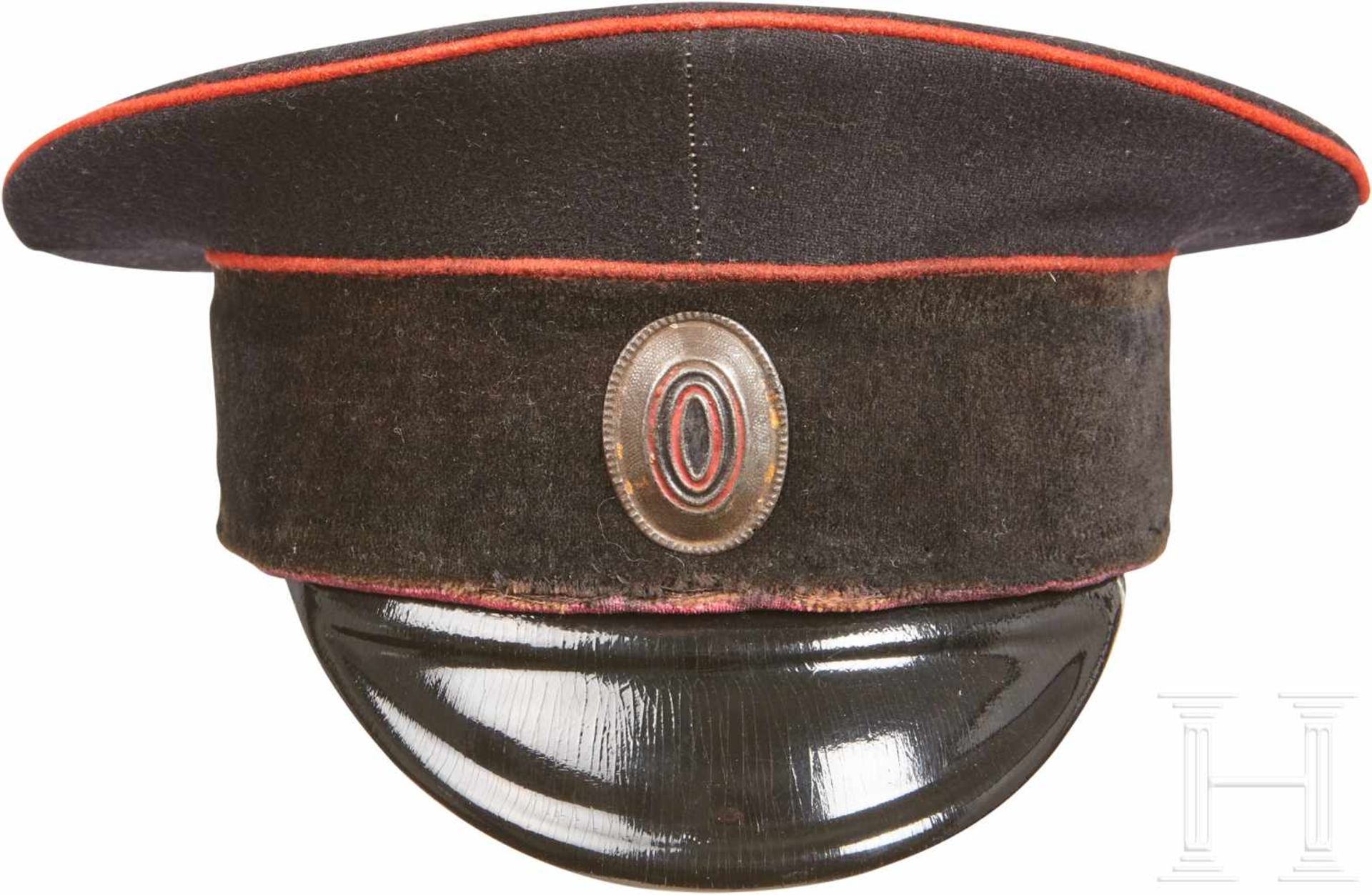 A White Budenovka CapWhite fabric summer "Budenovka" style cap used by troops in the civil war and - Bild 6 aus 9