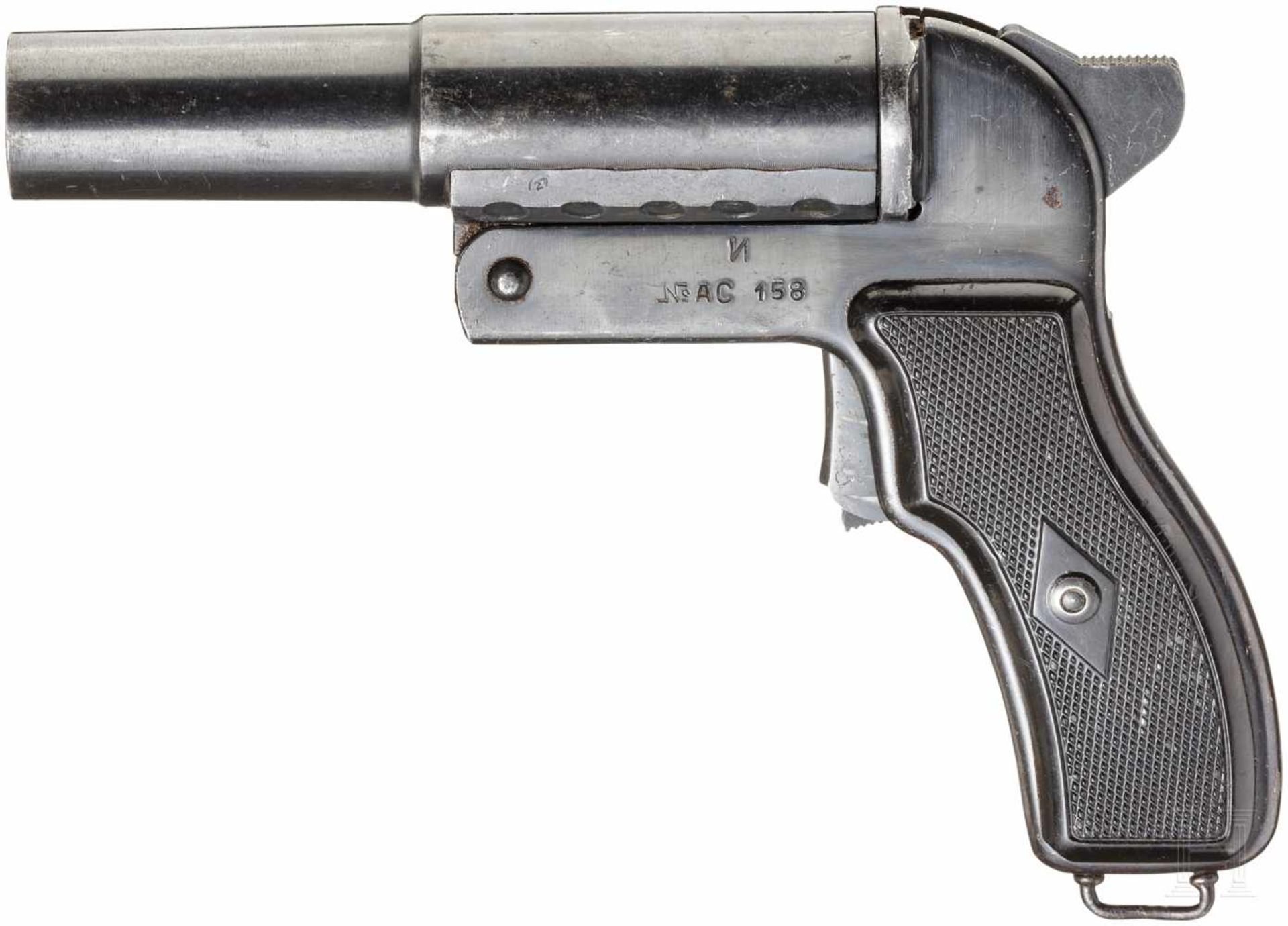 Signalpistole SPsh-44 ShpaginKal. 4, Nr. AC 158, Nummerngleich. Blanker Kipplauf, Länge 150 mm.