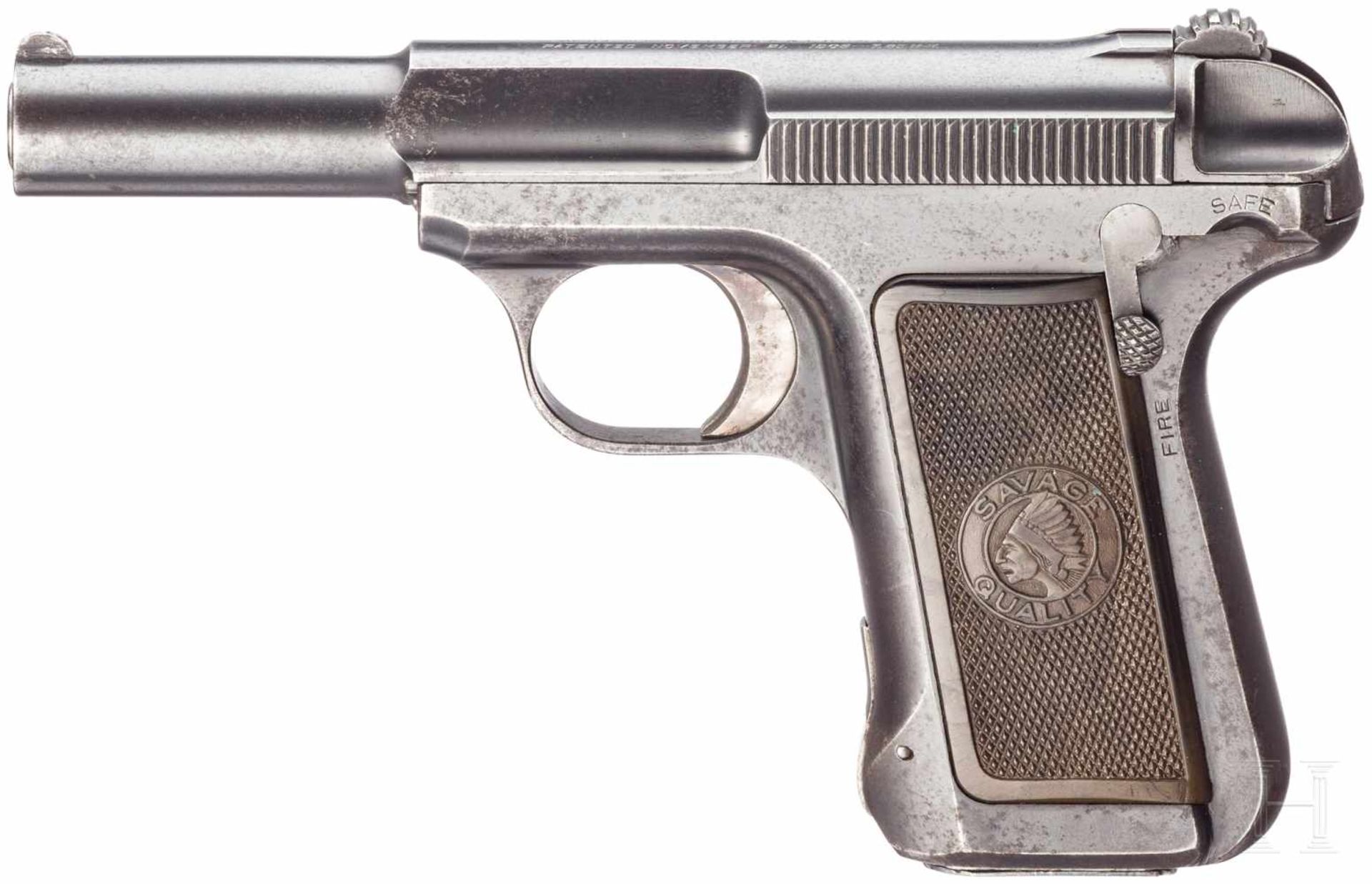 Savage Mod. 1907-19, mit TascheKal. .32 ACP, Nr. 199192, Blanker Lauf, Länge 95 mm. Zehnschüssig.