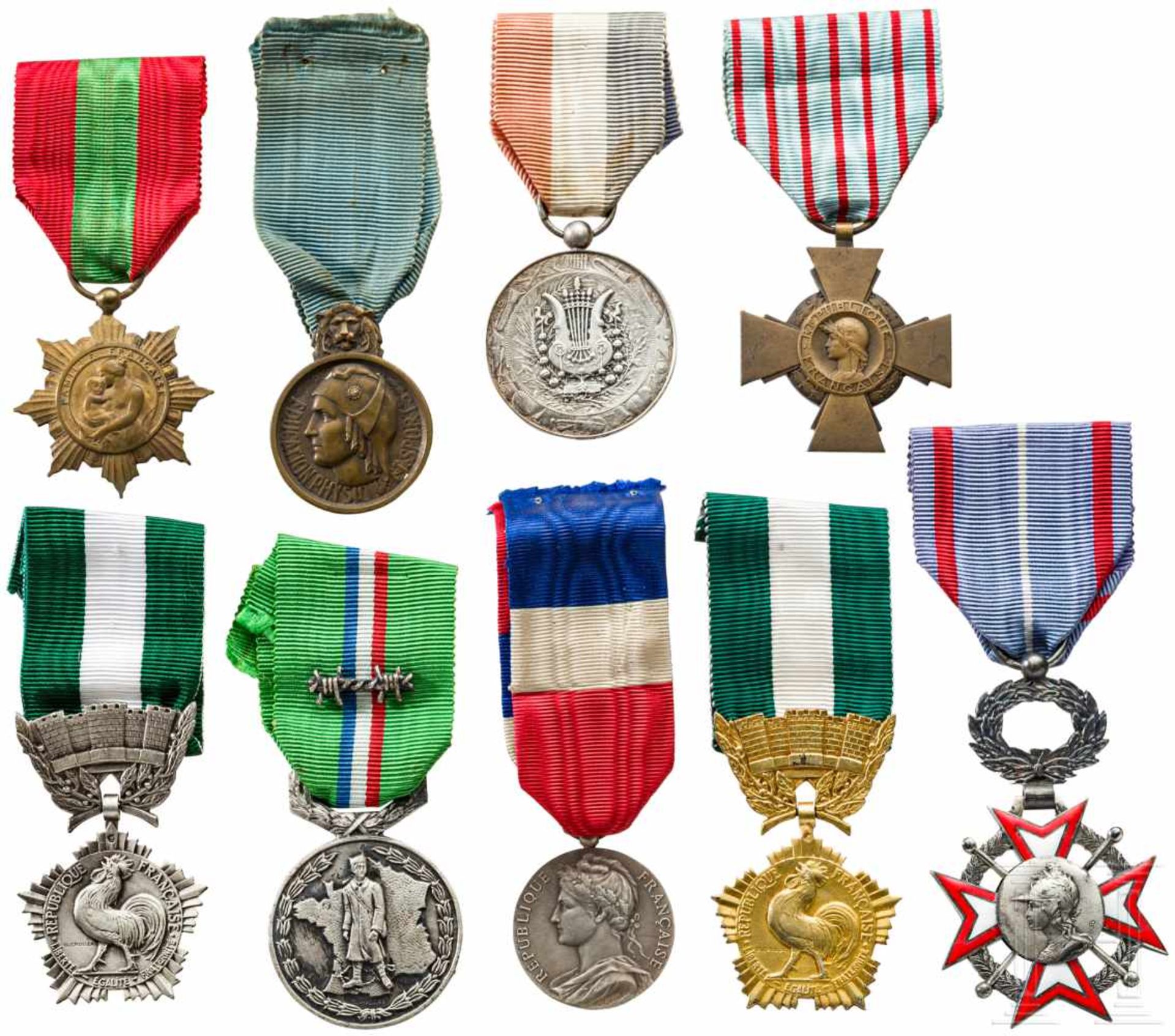 Nine awards, France, 20th centuryVergoldetes Buntmetall, weißes Metall, Bronze, ein Exemplar