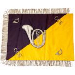 Flag of the Chasseurs Alpins, 20th centuryMehrlagig vernähtes Seidentuch mit aufwendiger