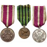 Three international medals, 19th and 20th centuriesSilberne russische Tapferkeitsmedaille mit