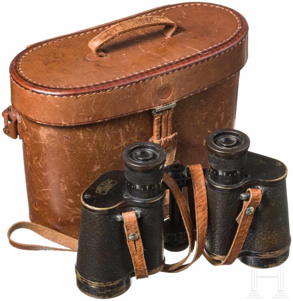Binoculars made by Carl Zeiss in JenaVergrößerung "6x" bez. "Marineglas" und Hersteller. Umseitig