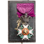 Order of Leopold - knight's cross in a case, BelgiumSilber, emailliert, an Bandabschnitt. In