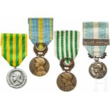 Four colonial medals, France, 19th / 20th centuryZwei Bronzemedaillen, rs. bezeichnet "