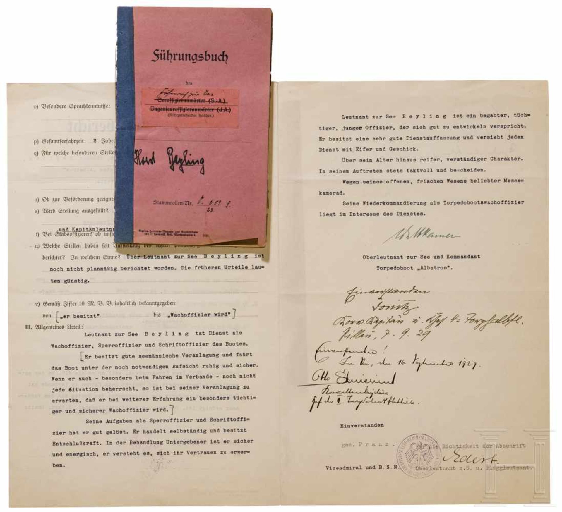 Beurteilungsbericht 1929 und Führungsbuch für Lt.z.S Horst Beyling mit Unterschriften von Puttkamer,