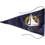 Wimpel zu den Kieler Segelwettbewerben der Olympischen Spiele 1936Doppeltes, blaues Leinentuch,