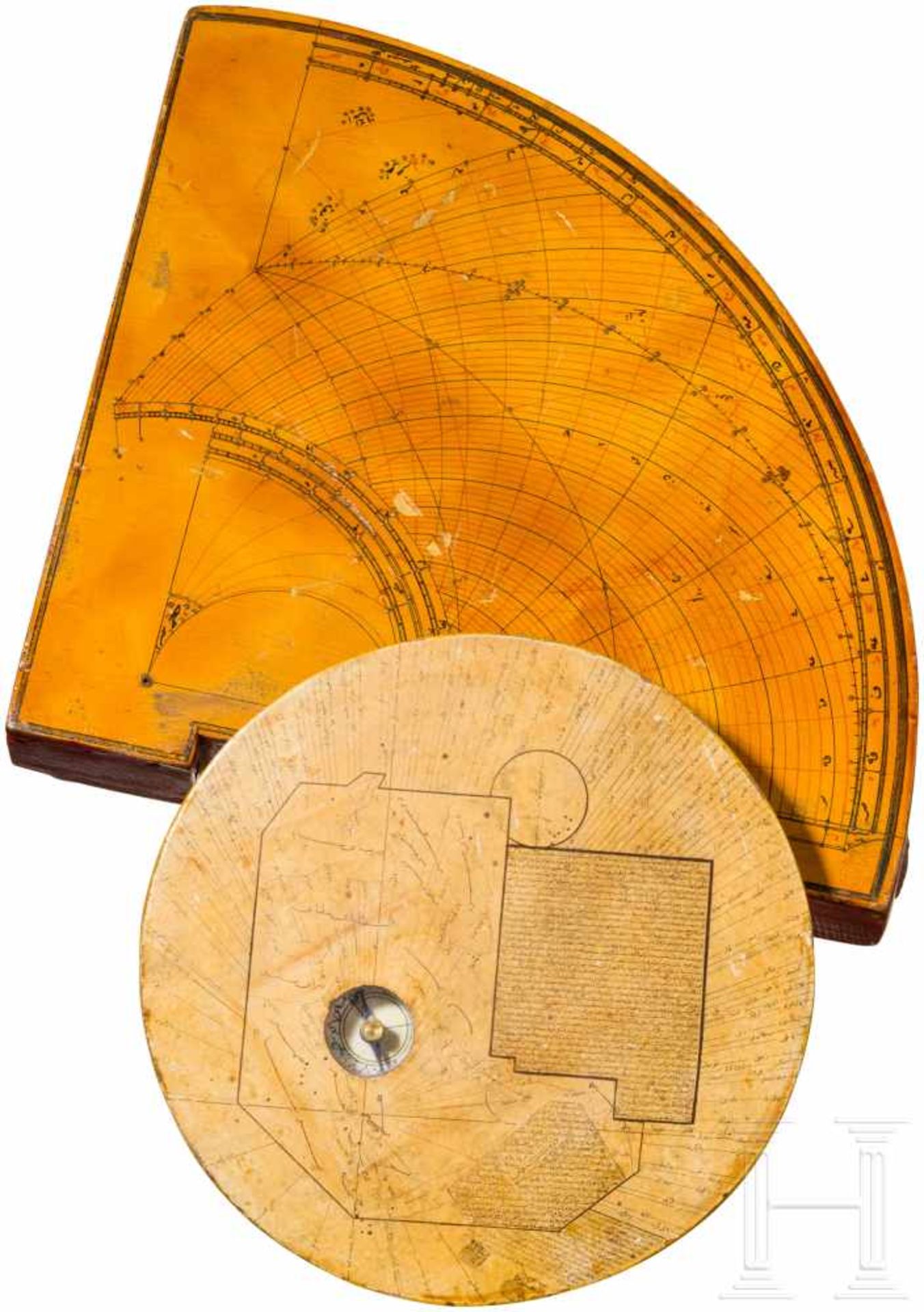 Quadrant und Kompass, Persien, um 1800 bzw. um 1900Dreikantiger, seitlich rot gefasster