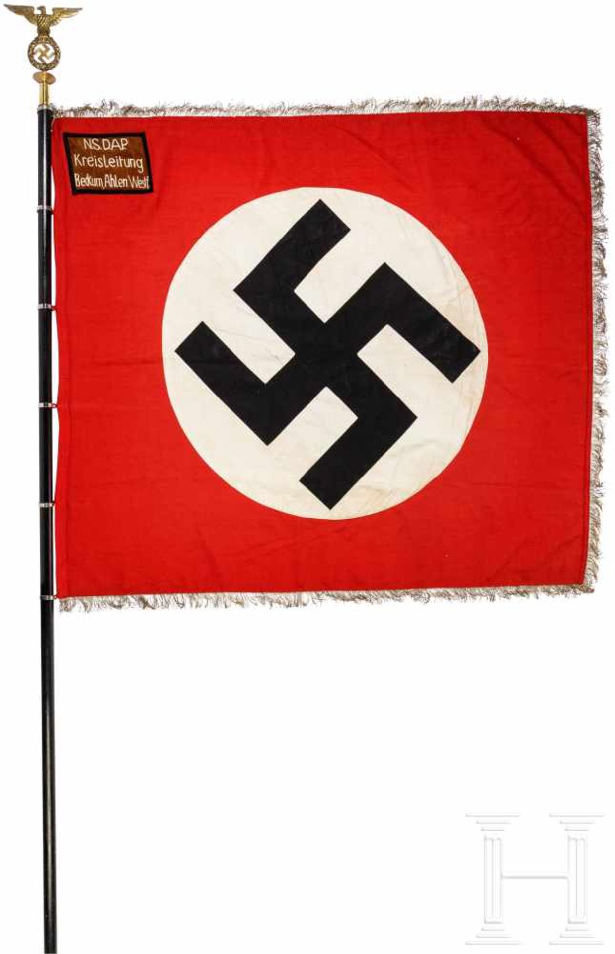 Fahne der NSDAP Kreisleitung in Beckum, Ahlen, WestfalenSchweres rotes Fahnenleinen mit - Bild 2 aus 3