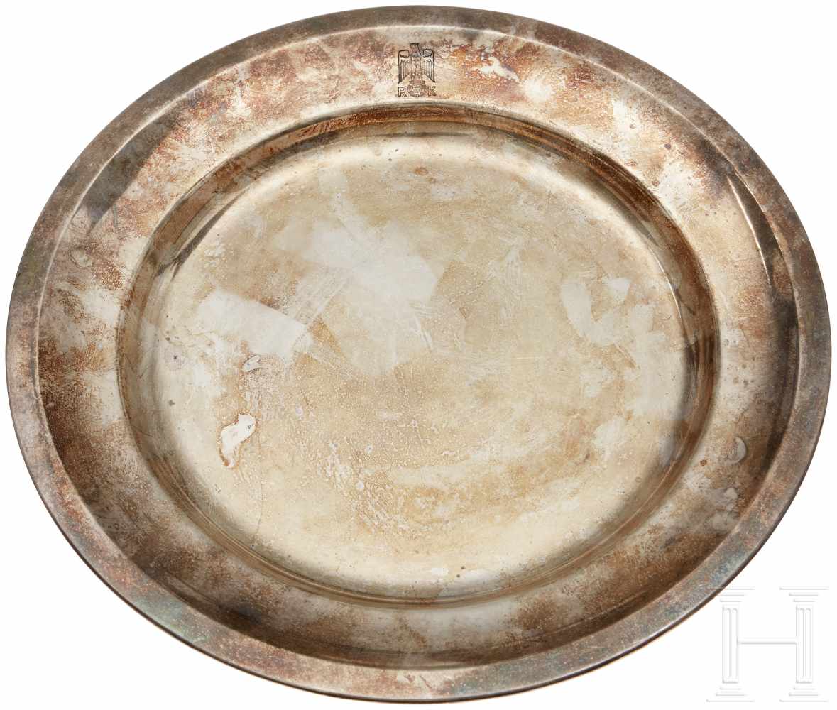 Adolf Hitler - a small round Serving Platter from the Neue Reichskanzlei, Berlin Silver