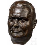 Hermann Göring - bronzene PortraitbüsteLebensgroßer, vollplastischer Portraitkopf aus dunkler