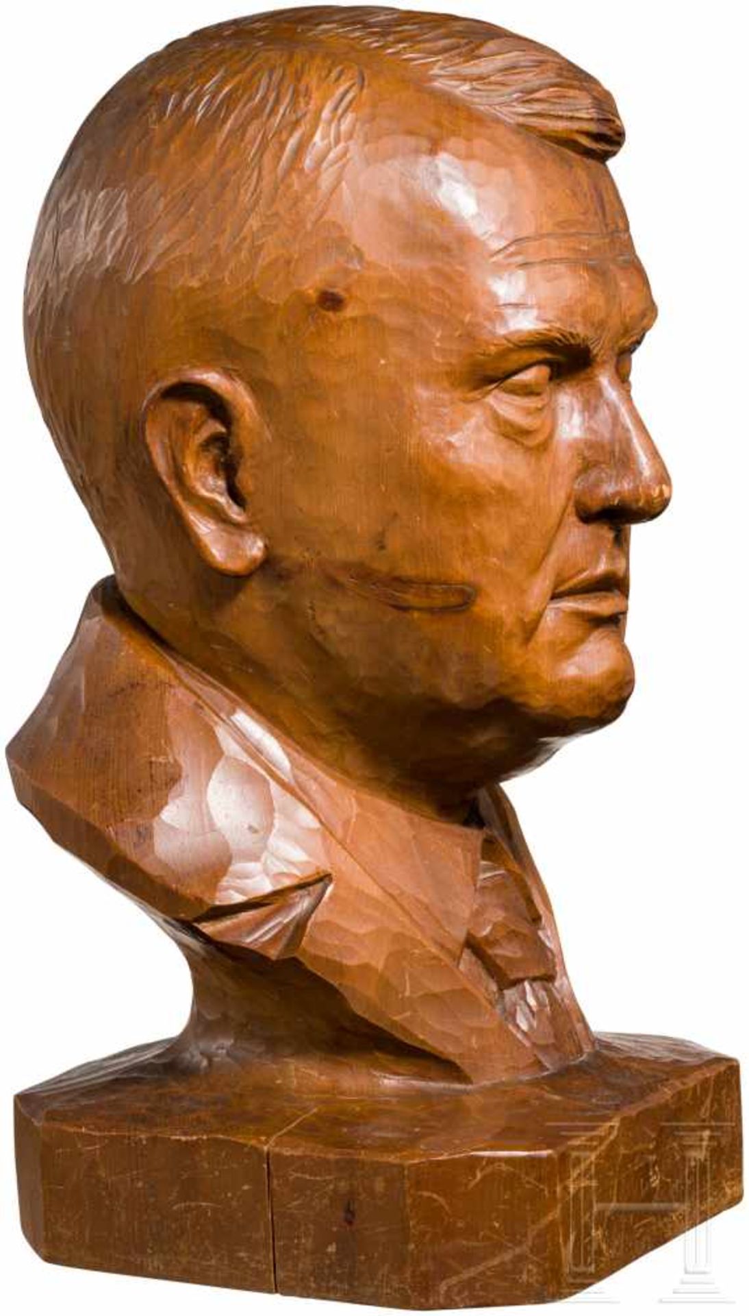 Karl-Otto Saur (1902 - 1966) - in Holz geschnitzte Portraitbüste des Staatssekretärs im - Bild 2 aus 5