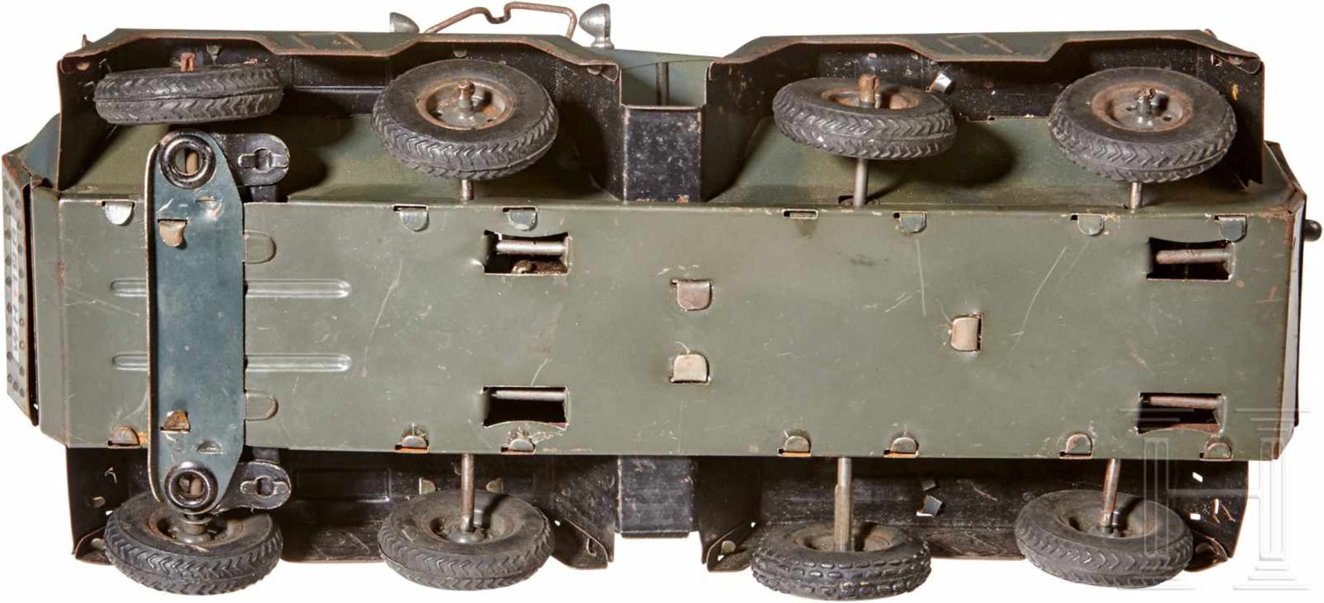 A Tipp & Co. Eight Wheel Panzer Reconnaissance VehicleTin lithographed, missing original antenna and - Bild 3 aus 3