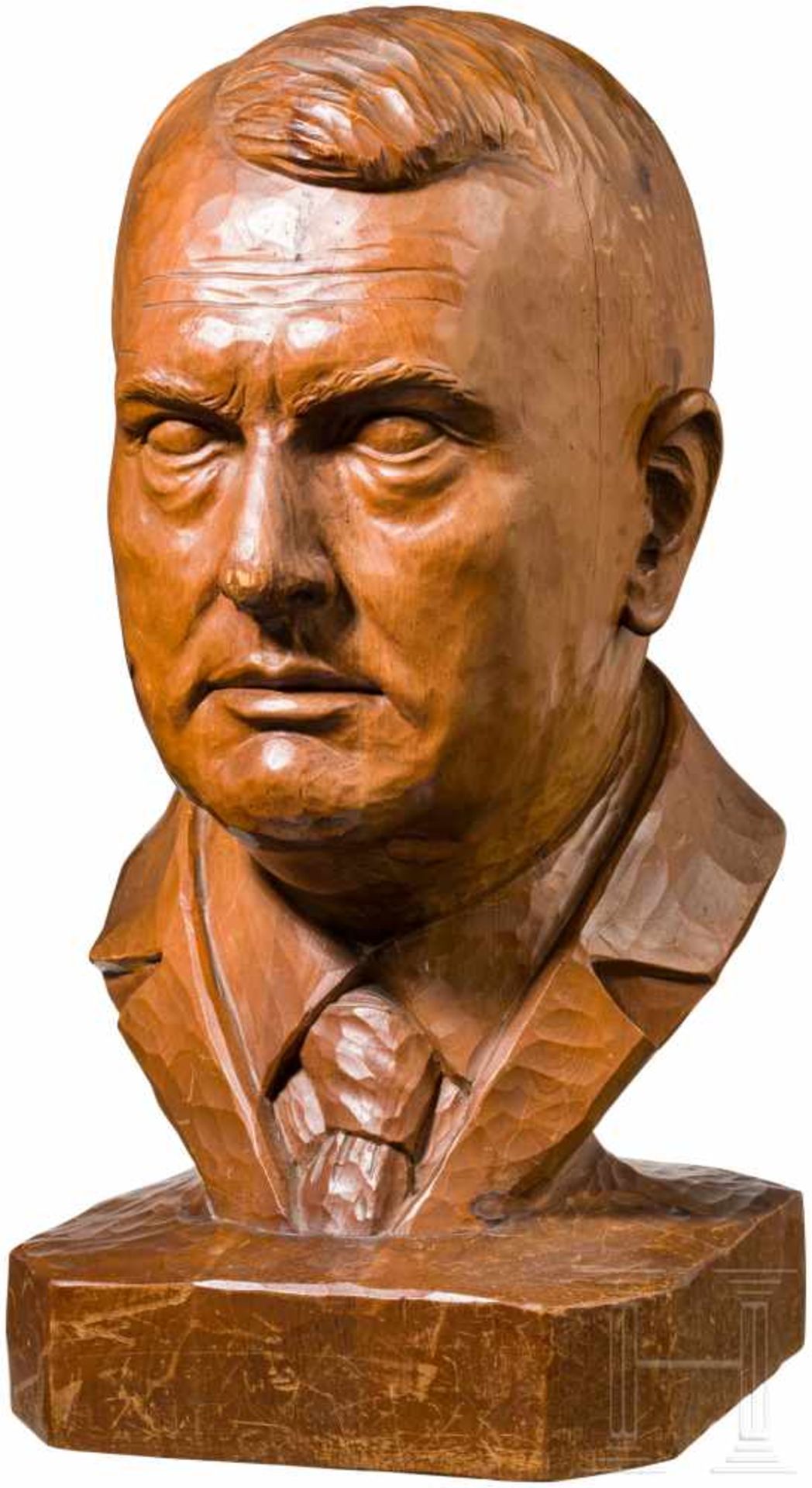 Karl-Otto Saur (1902 - 1966) - in Holz geschnitzte Portraitbüste des Staatssekretärs im