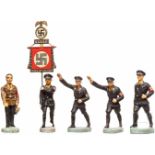 Konvolut Elastolin - vier SS Figuren, marschierend, und Goebbels, stehend grüßend7 cm-Serie,