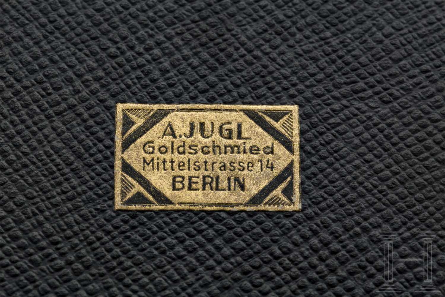 Heinrich Himmler - Set von zwölf silbernen Kaffeelöffeln in Etui des Berliner Goldschmieds A. - Image 7 of 7