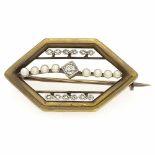 Altschliff-Diamant-Perlen-Brosche GG/WG 585/000 um 1900, mit einem Altschliff-Diamanten0,03 ct W/SI,