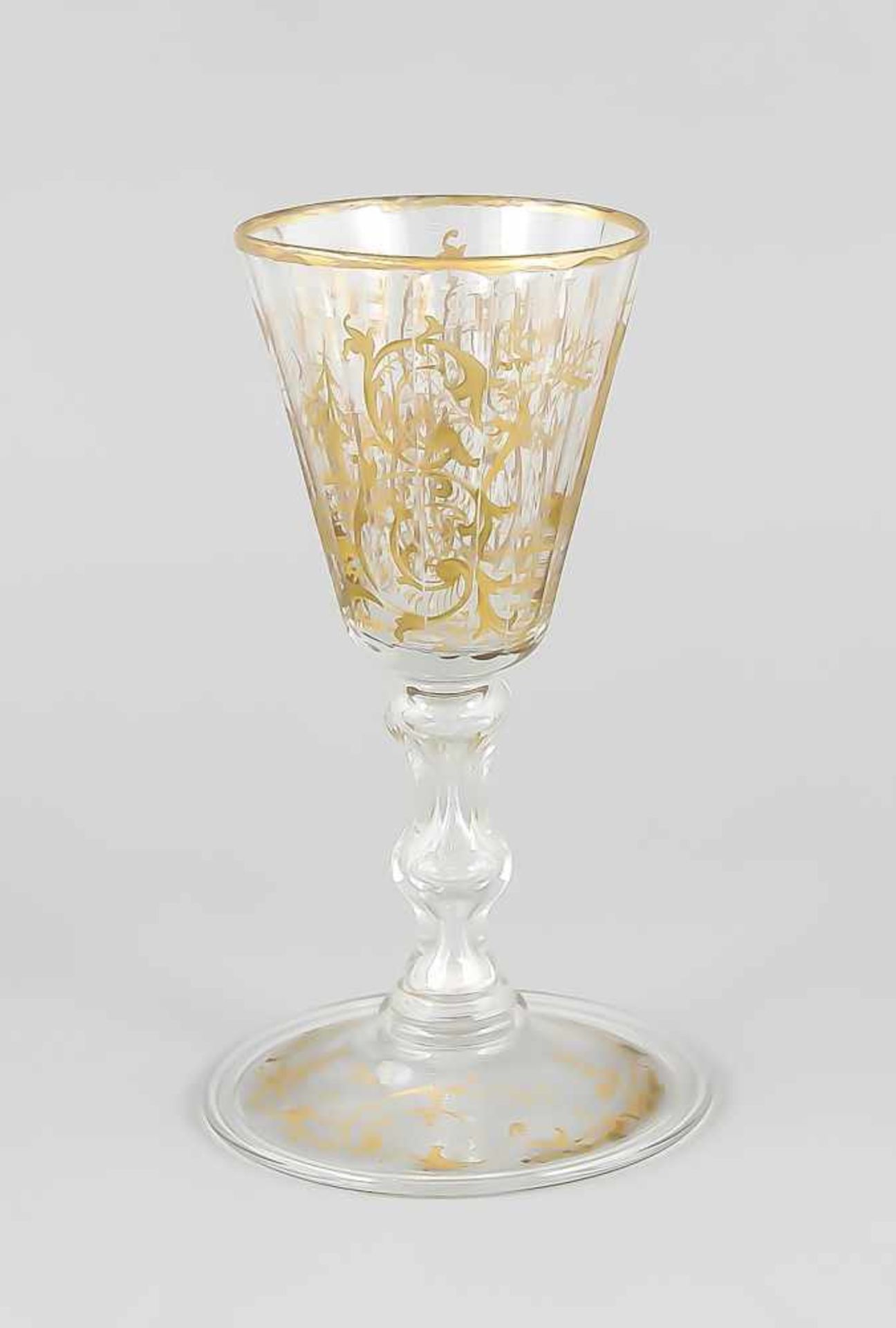 Barockpokalglas, w. Niederlande, 18. Jh., runder leicht gewölbter Stand, Balusterschaft,konische,