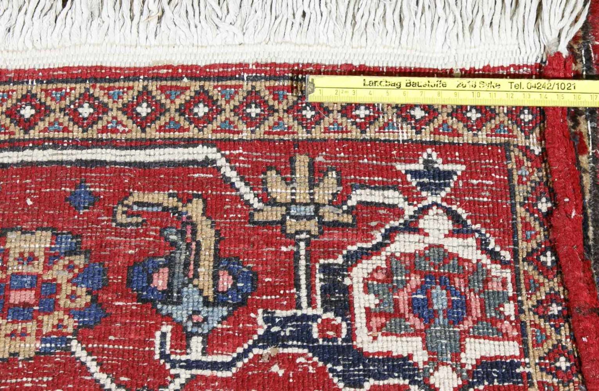 Teppich, leichter Mottenfraß, 339 x 216 cm - Bild 2 aus 2