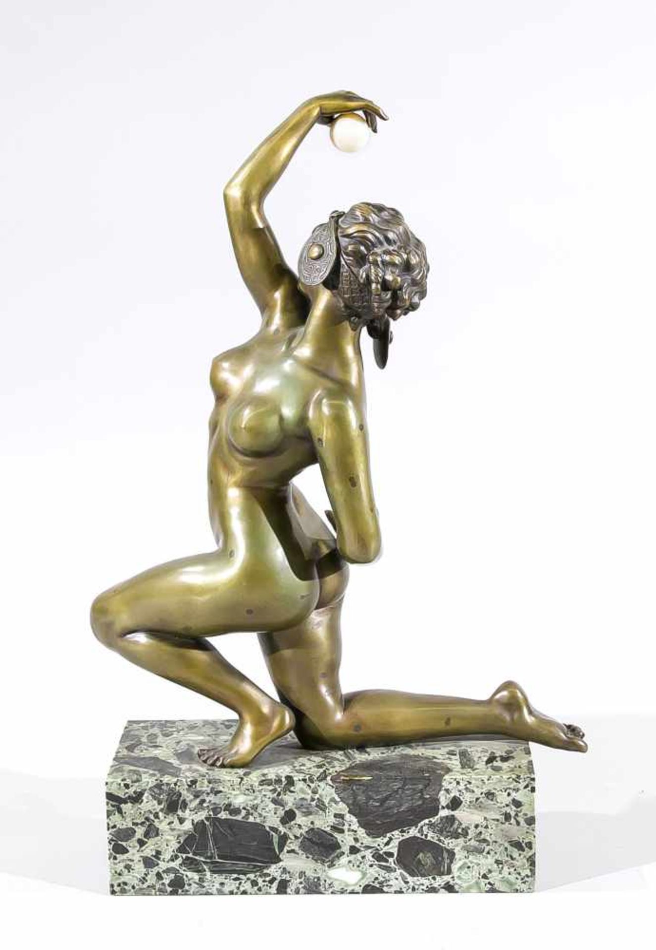 Affortunato Gory (tätig ca. 1895-1925), Bildhauer in Florenz, kniender weiblicher Akt miteiner - Bild 2 aus 2