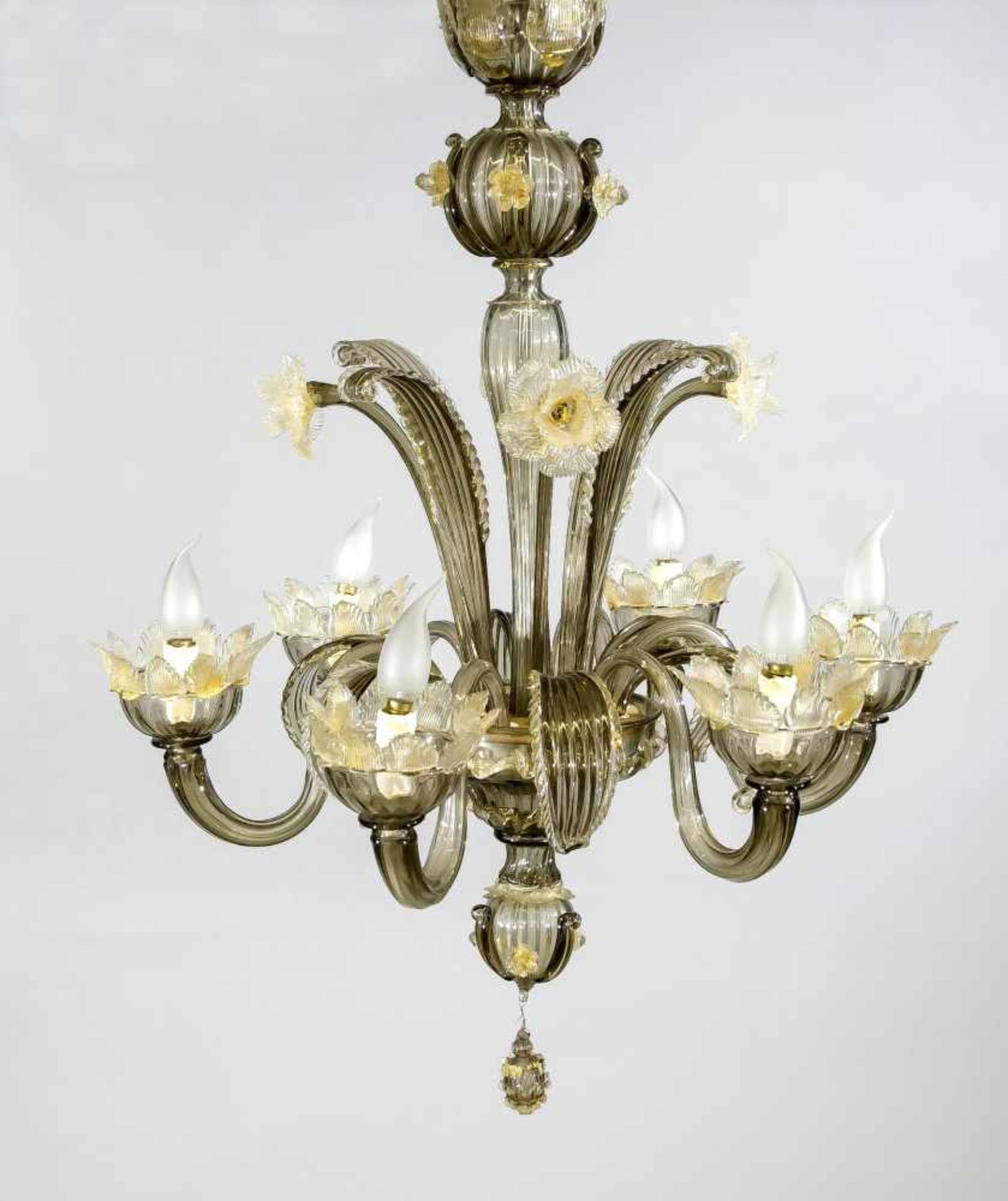 Murano-Deckenlampe, Italien 2. H. 20. Jh., elektr., 6-flg., Rauchglas