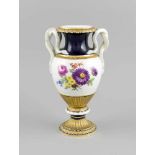 Schlangenhenkelvase, Meissen, Marke 1850-1924, 1. W., balusterförmige Vase, seitl.Handhaben in