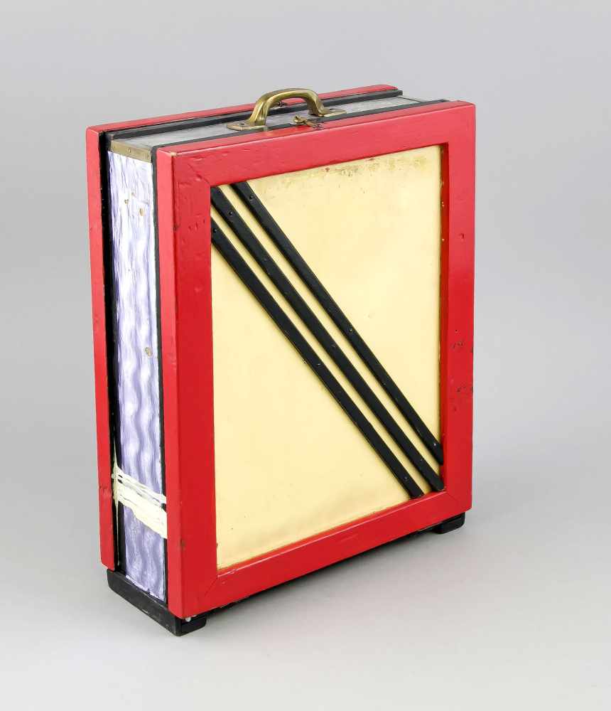 Würfeltrick, farbig gefasste Holzbox, an beiden Seiten zu öffnen, mit 12 gefasstenHolzwürfeln innen, - Image 4 of 4