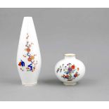 Zwei Vasen, Meissen, 1950er Jahre, 1. W., Keulenvase, min. Chips am Standfuß, H. 24,5 cm,