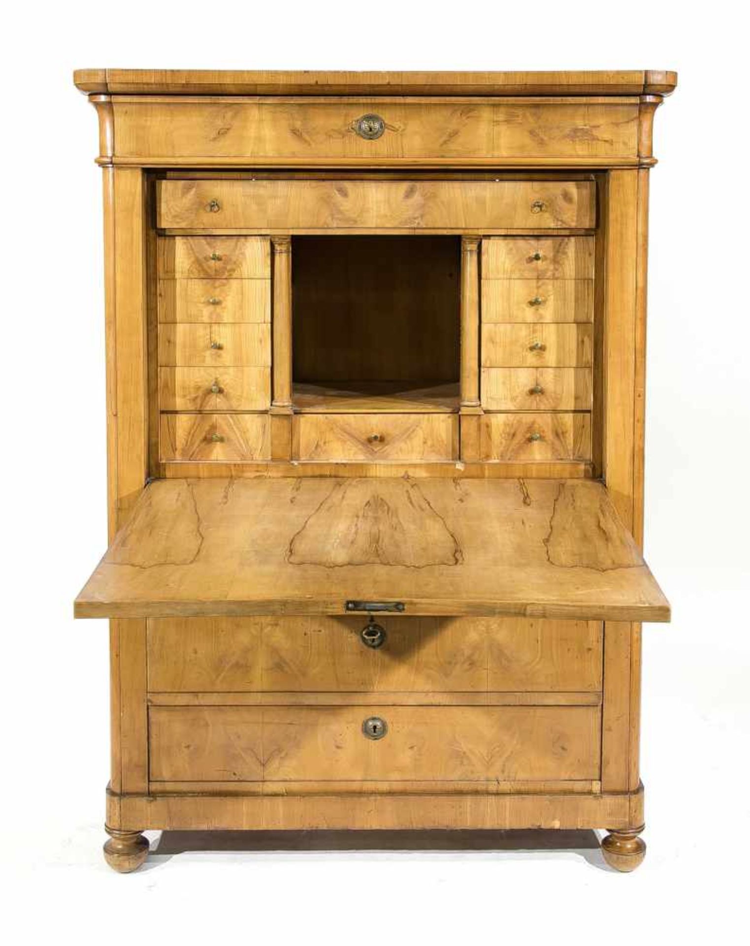 Standsekretär, Biedermeier um 1830, Kirschbaum furniert, gerader oberhalb leicht gekehlterKorpus mit