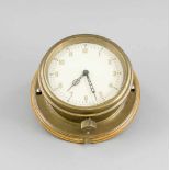 Sowjetischer Schiffschronometer, Mitte 20. Jh., Messinggehäuse über runder Holplinthe(abnehmbar),