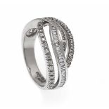 Brillant-Ring WG 750/000 mit Brillanten und Diamant-Baguettes, zus. 84.ct TW/VS, RG 54,6,4 gBrillant