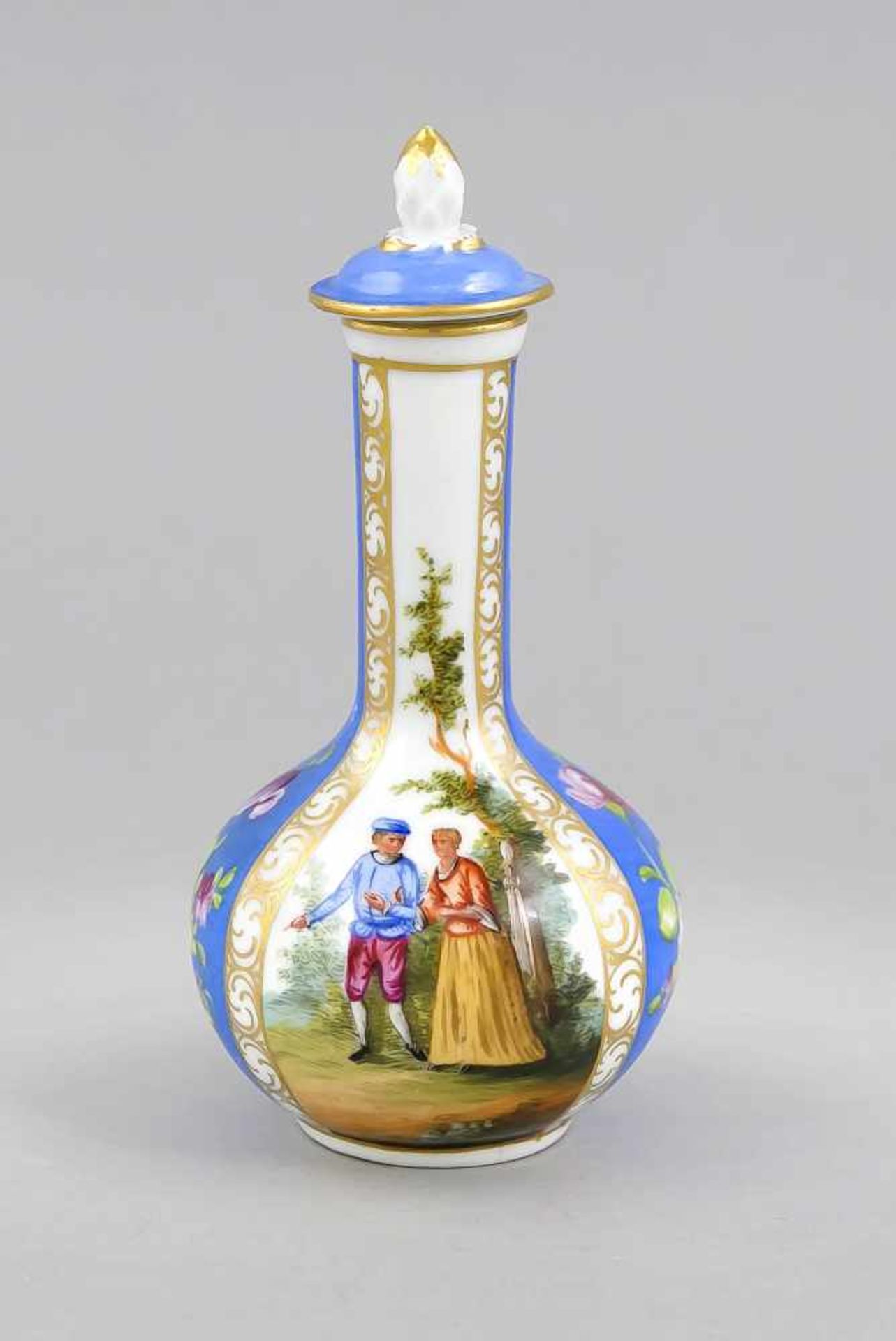 Kleine Deckelvase, Carl Thieme zu Potschappel, Dresden, Marke 1888-1901, Flaschenform mitDeckel (